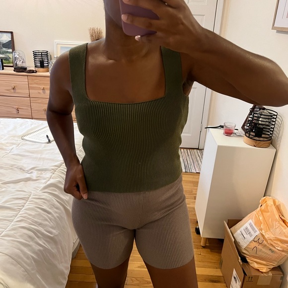 Square Neck Ribbed Knit Tank - Picture 3 of 3